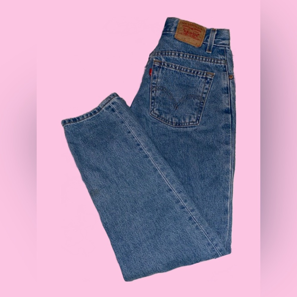 Levi’s Classic Relaxed Fit Tapered Leg 550 Jeans